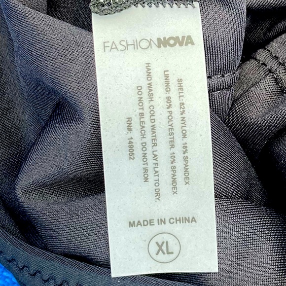 Fashion Nova Halter One Piece Swimsuit Black New - Picture 7 of 11